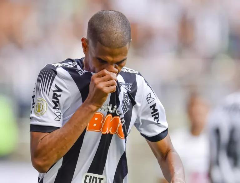 Léo Silva estreou como técnico do Galo Sub-20, devido a saída de antigo treinador