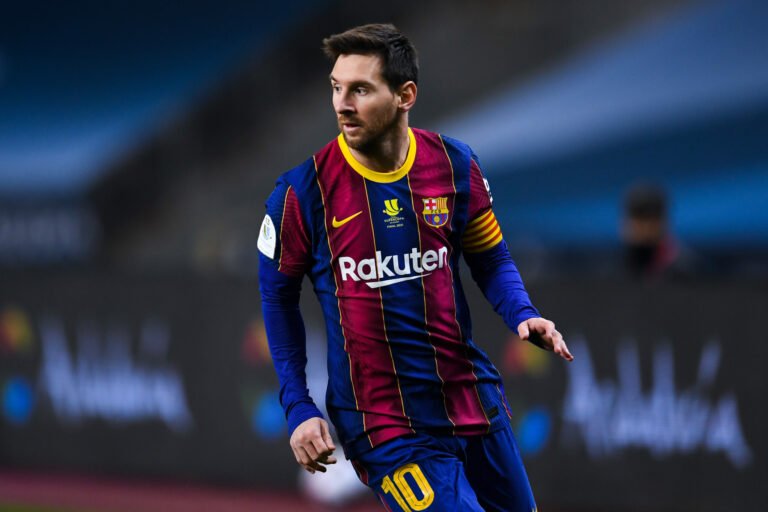 Jornal revela exigências de Messi para renovar com Barcelona