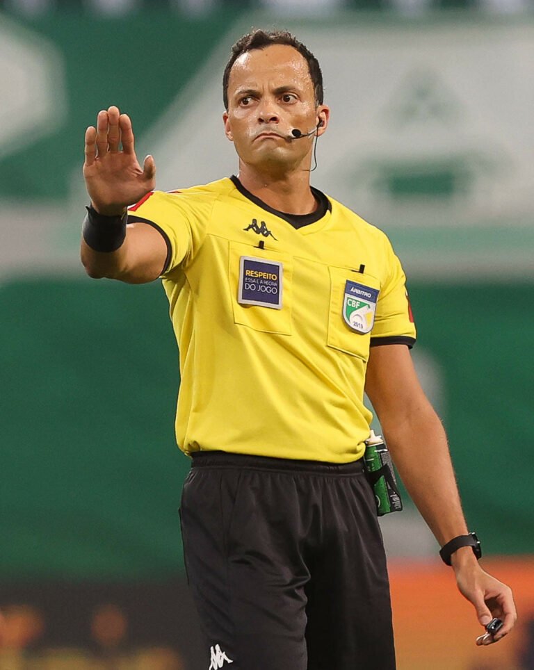Em meio à polêmicas, CBF anuncia nova composição da comissão de arbitragem