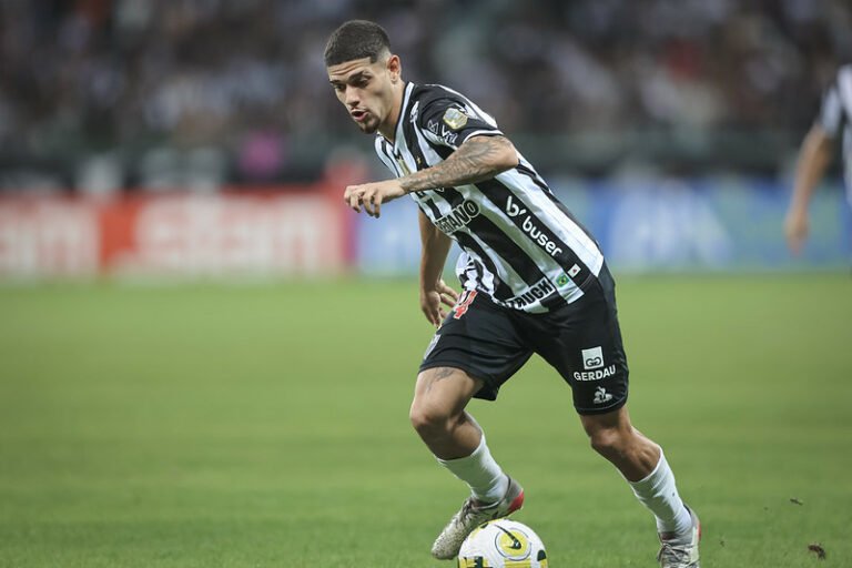 Revelação do Atlético na temporada, Rubens projeta duelo complicado com Palmeiras e briga pela liderança do Brasileirão