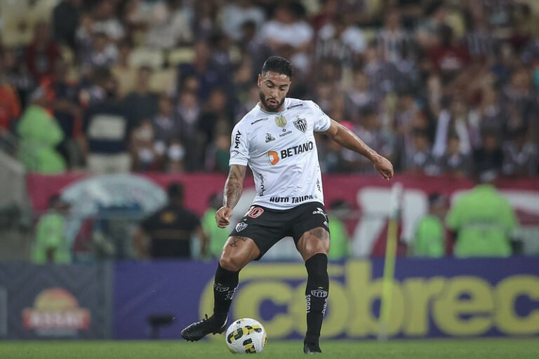 Nathan Silva é monitorado por dois clubes italianos, afirma portal