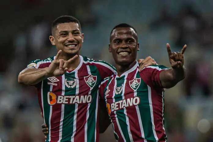 Fluminense terá a volta de Jhon Árias e André para a partida contra o Avaí