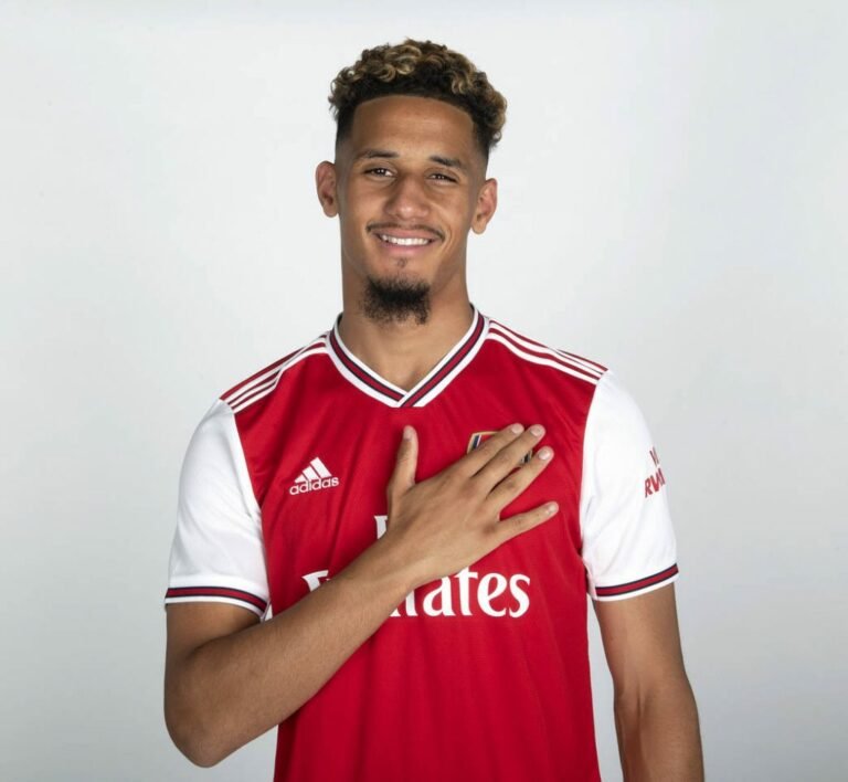 Milan se interessa pela contratação de Willian Saliba, do Arsenal