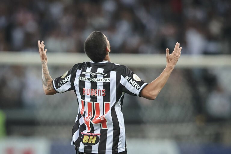 Atlético Mineiro planeja renovação contratual com Rubens, jovem destaque da temporada