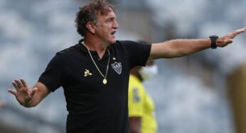 Cuca nega procura do Flamengo: “Estou continuando meu projeto”