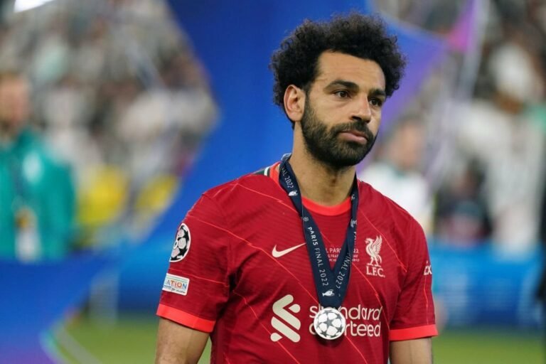 Salah deseja permanecer no Liverpool