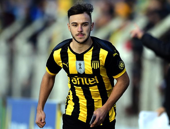 Em busca de reforçar a lateral direita, veja 5 nomes que podem chegar no Santos