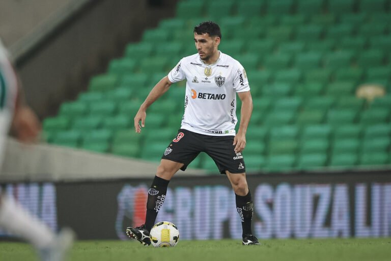 Junior Alonso comenta falhas defensivas em derrota para o Fluminense