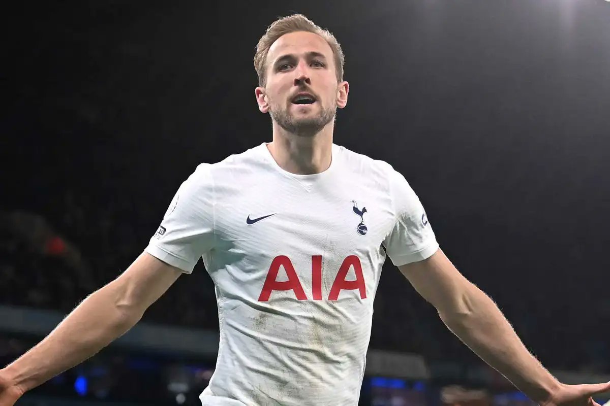 Bayern de Munique está interessado em Harry Kane para substituir Robert Lewandowski