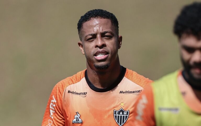 Keno fica de fora dos relacionados para Palmeiras e Atlético, afirma rádio