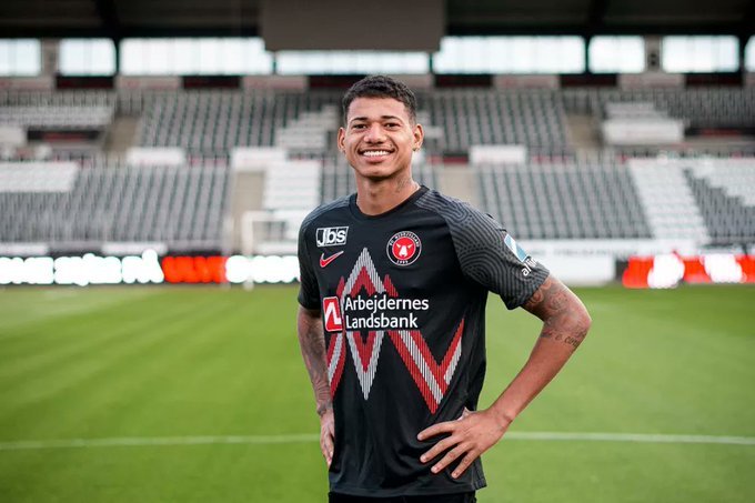 Fluminense tem acerto verbal com Marrony; veja detalhes