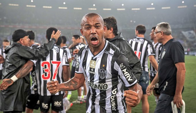 Rodrigo Caetano comenta morte da mãe de Mariano