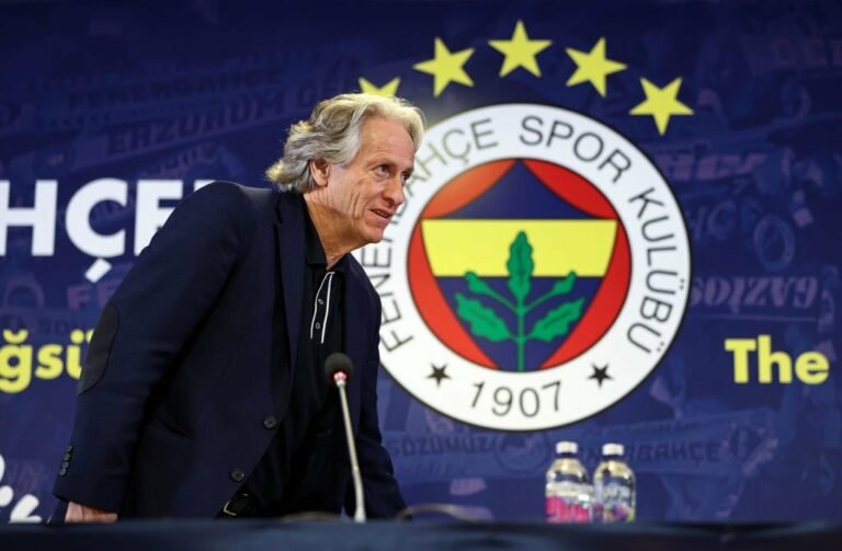 Jorge Jesus comenta sobre demissão de Paulo Sousa e possível retorno ao Flamengo