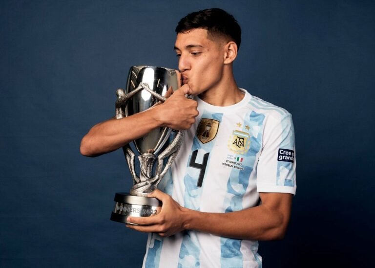 Barcelona e Juventus disputam contratação de lateral argentino