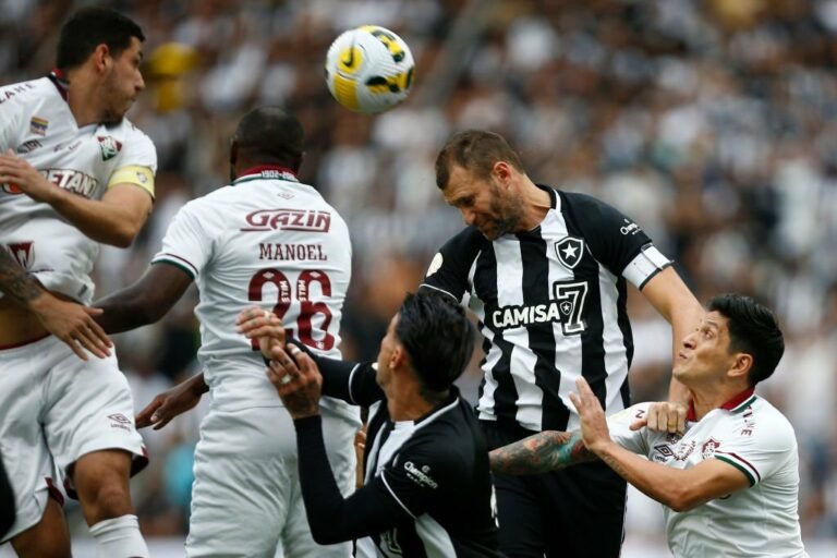 Carli reconhece erros e leva aprendizado para Botafogo não repetir erros contra o América-MG