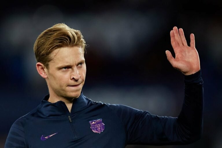 Manchester United prepara última investida por Frenkie de Jong