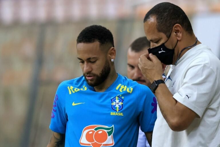 Santos marca reunião com pai de Neymar; veja os detalhes