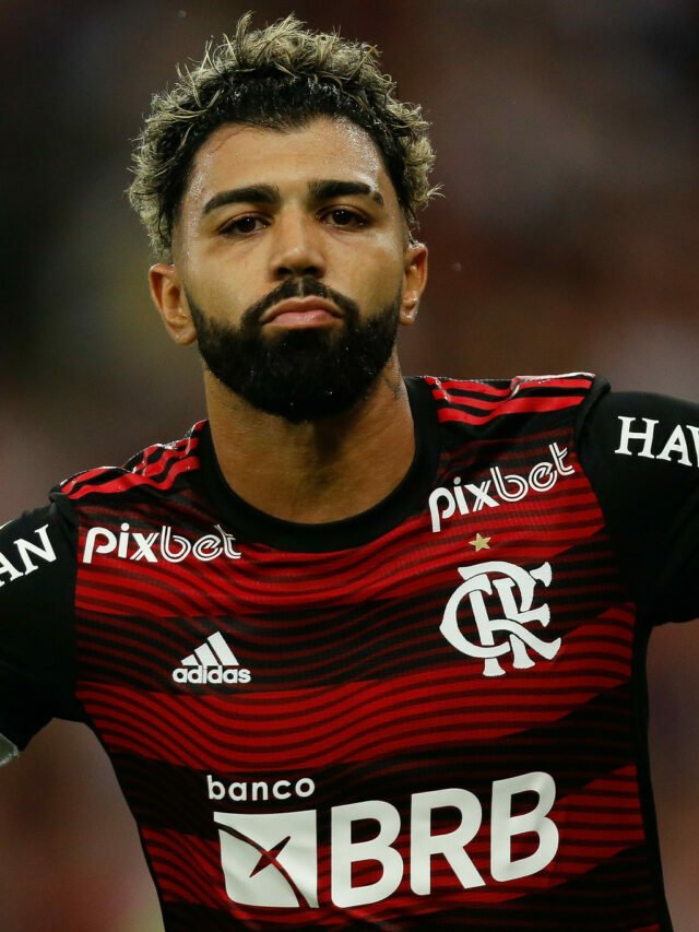 Os jogadores que podem sair do Flamengo em 2022