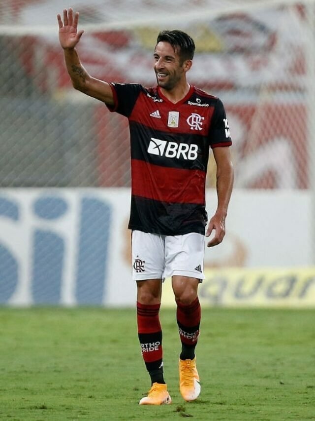 Adeus confirmado! Os números de Maurício Isla pelo Flamengo