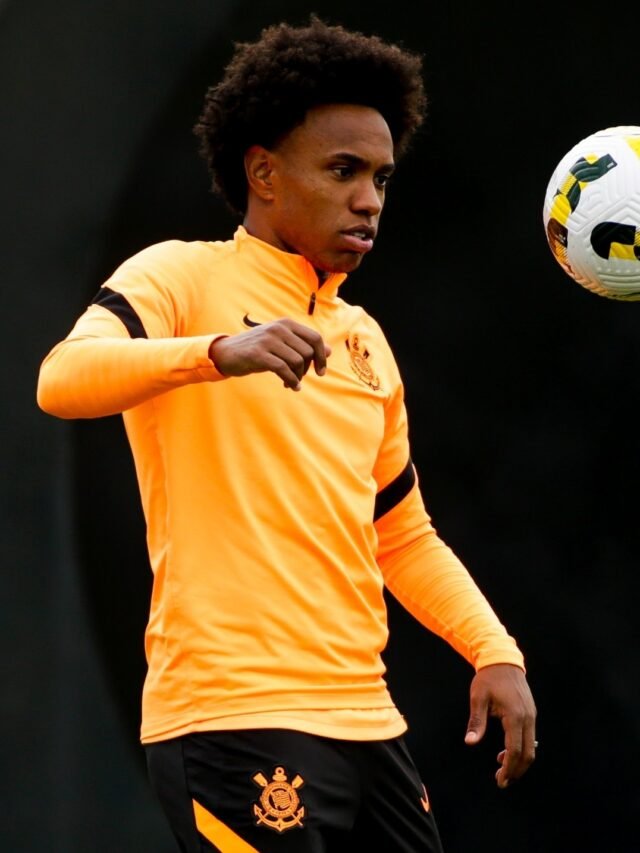 cropped-willian-durante-treino-do-corinthians-1654208902225_v2_1x1.jpg