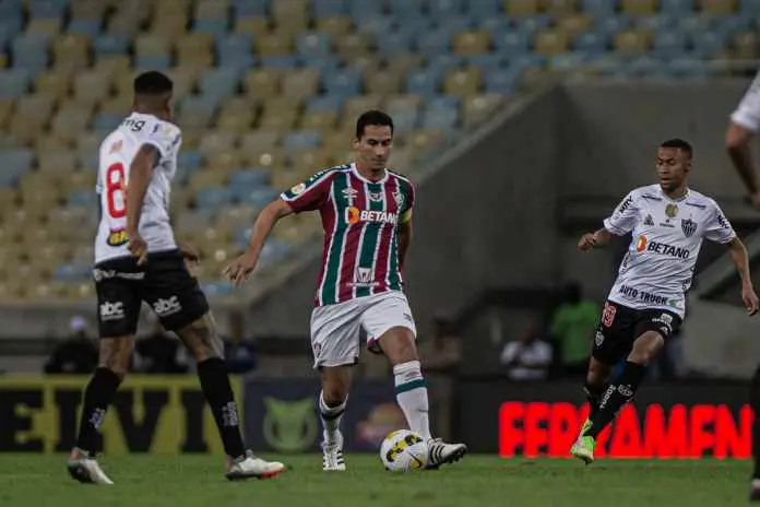 Ganso desfalcará o Fluminense contra o Atlético-GO