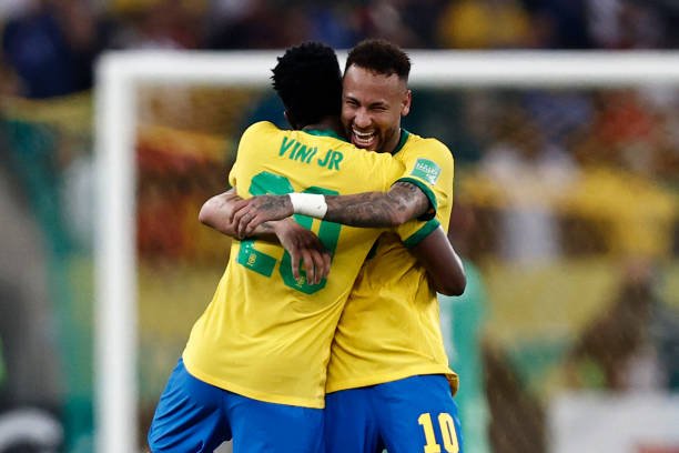Vini Jr. aponta seus favoritos na Copa e destaca importância de Neymar na Seleção