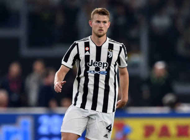 Novo dono do Chelsea dá sinal verde para contratação de De Ligt, da Juventus