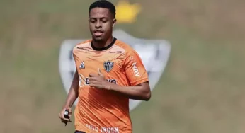 Keno, do Atlético-MG, pede paciência com o treinador Turco