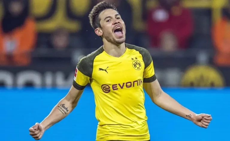 Futuro de Raphael Guerreiro, do Borussia Dortmund, é incerto
