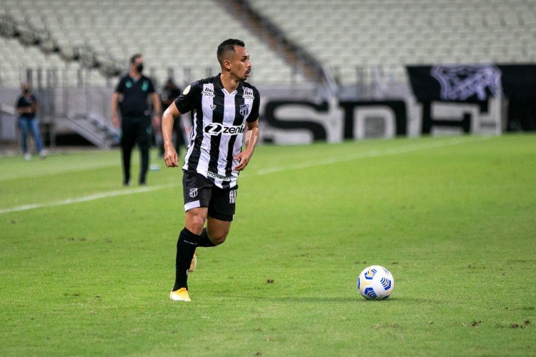 Fluminense mantém otimismo para contratar o meia Lima, do Ceará
