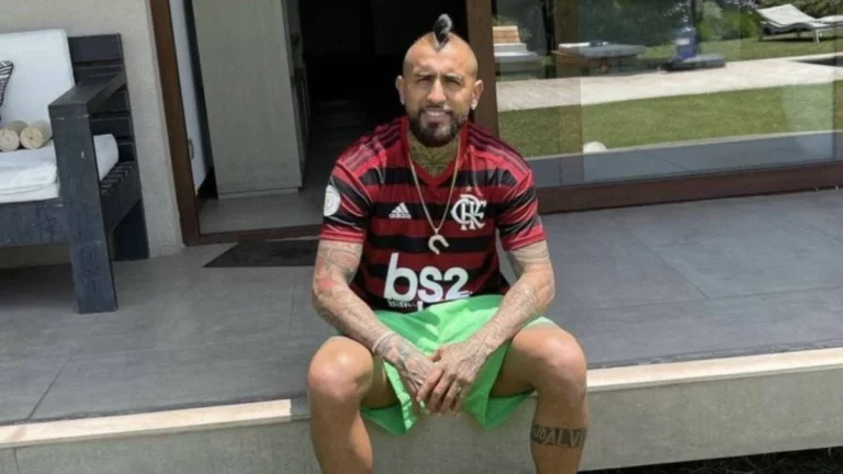 Flamengo acerta contratação de Arturo Vidal, crava jornalista