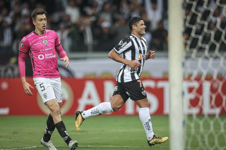 Atlético Mineiro defende invencibilidade histórica diante equatorianos no Brasil