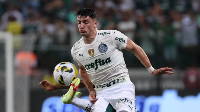 Piquerez desperta interesse de clubes europeus; Palmeiras não quer vendê-lo