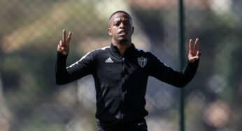 Keno e Jair treinam em campo com elenco do Atlético e podem retornar aos gramados nos próximos dias