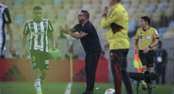 Após eliminação, Antonio Mohamed prega foco no Brasileirão e Libertadores e ressalta confiança no grupo