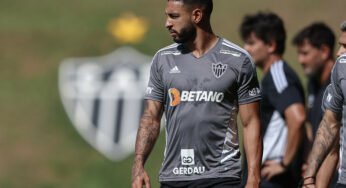 Atlético Mineiro recebe propostas da Europa pelo zagueiro Nathan Silva, afirma jornalista