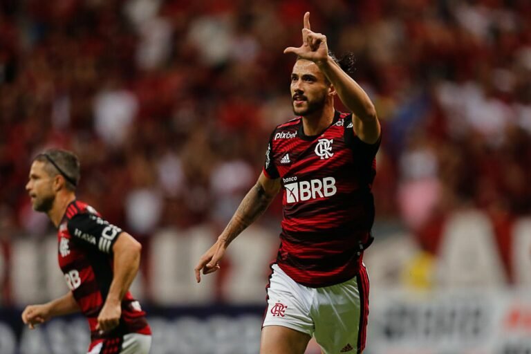 Empresários de Gustavo Henrique vão se reunir com Flamengo para selar venda