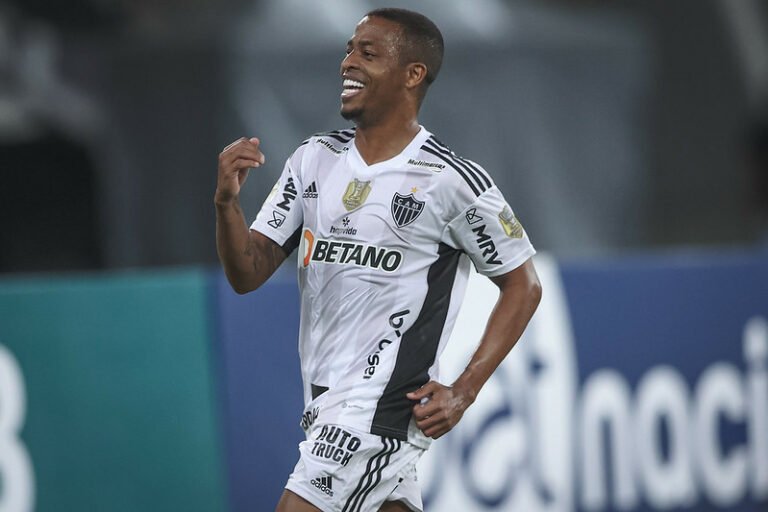 Keno fala sobre liderança momentânea do Atlético no Brasileirão