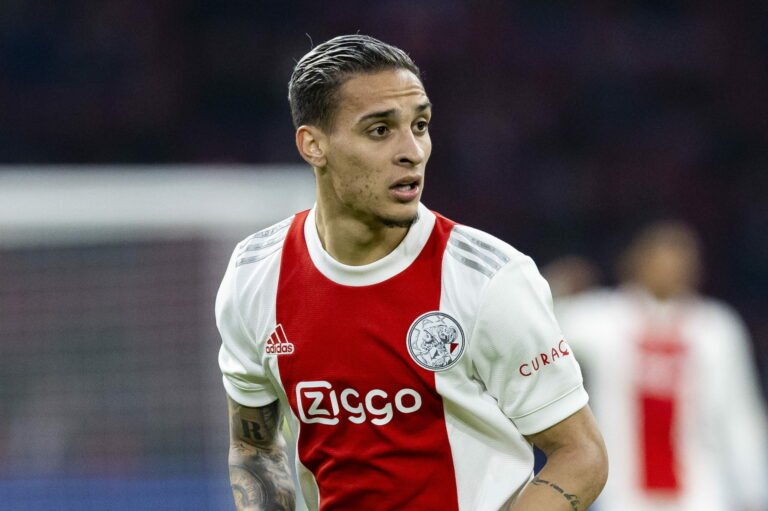 Manchester United faz proposta ao Ajax por Antony; veja valores