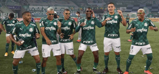 Após episódios com jogadores da base, Palmeiras lança cartilha com foco em responsabilidade