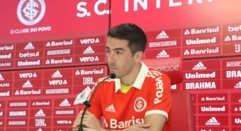 Carlos de Pena, do Internacional, fala sobre adaptação no clube