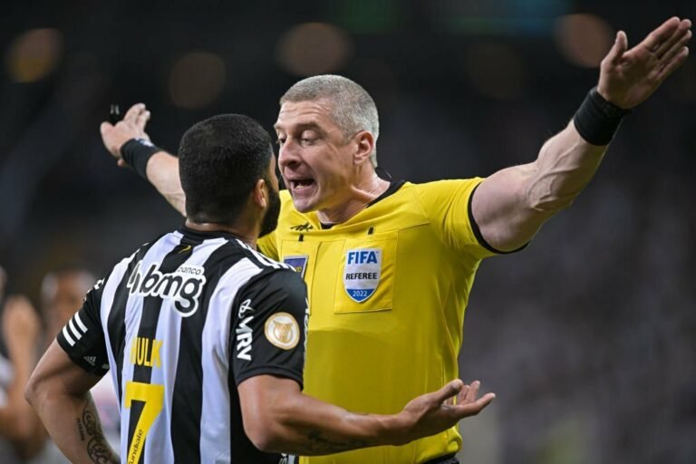 STJD quer ouvir o lado de Anderson Daronco sobre episódio com Hulk