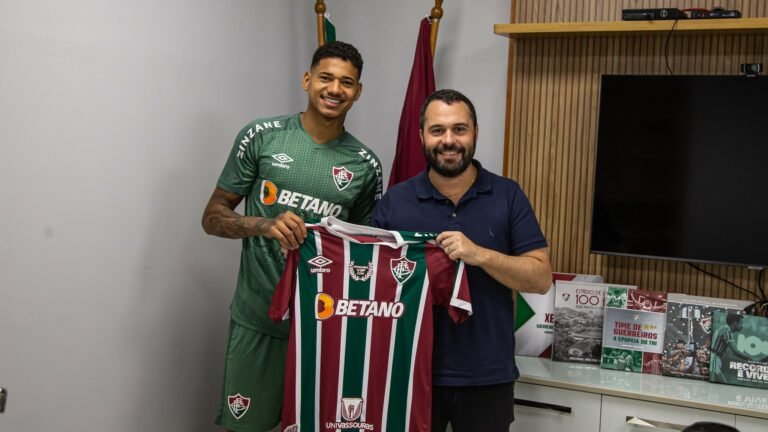 Fluminense faz proposta para prorrogar empréstimo de Marrony, informa jornalista