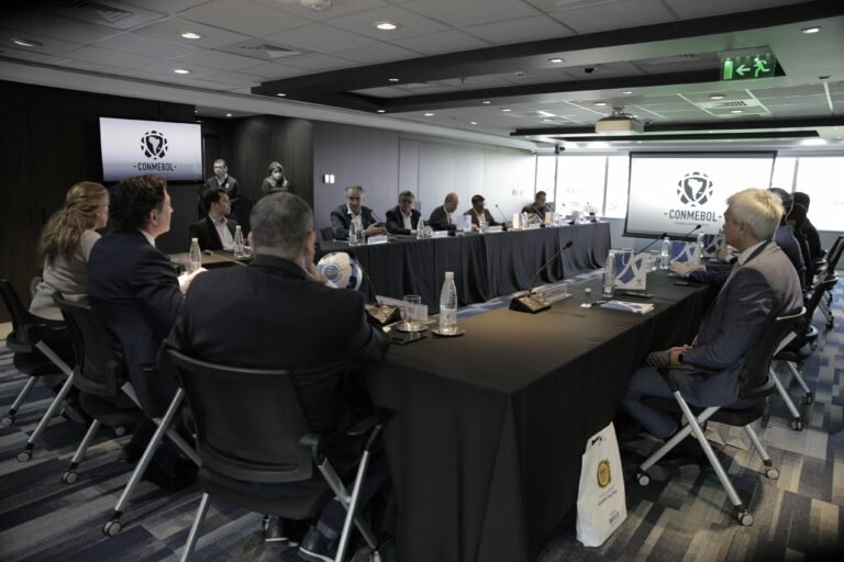 Presidente da Conmebol falas sobre unificação da Copa Conmebol e Copa Sul-Americana