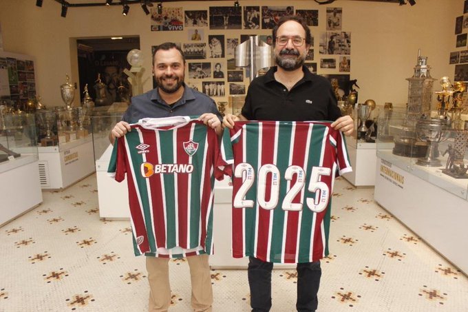 Fluminense renova contrato com o patrocínio Master