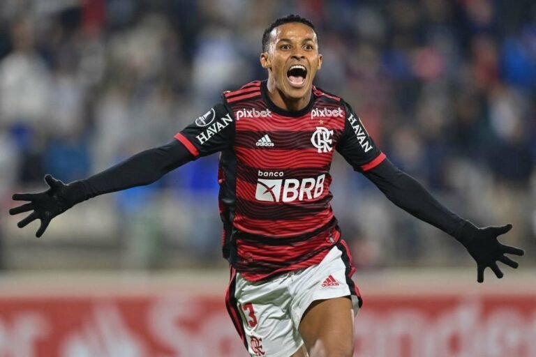 Conversas por renovação de Lázaro com Flamengo travam