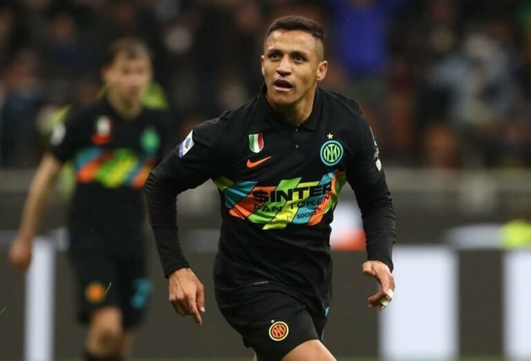 Especulado no Flamengo, Alexis Sánchez discute rescisão com Inter de Milão