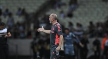 Mano Menezes explica decisão por reservas contra o Ceará