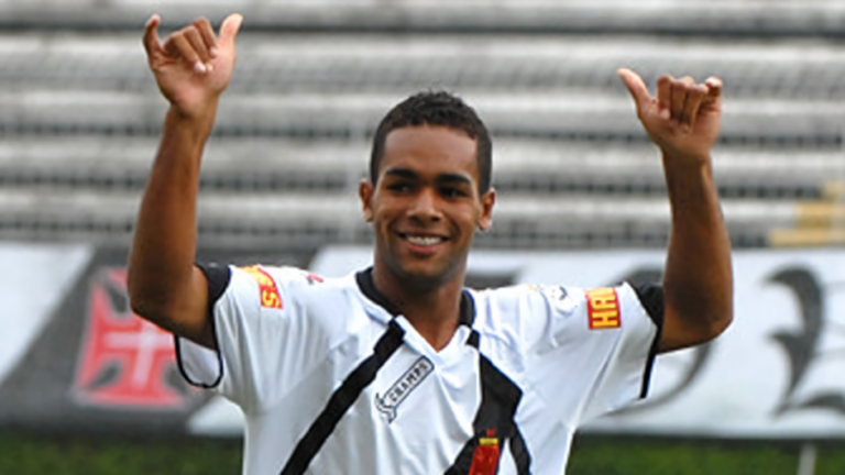 Alex Teixeira diz sim ao projeto, e será reforço do Vasco da Gama