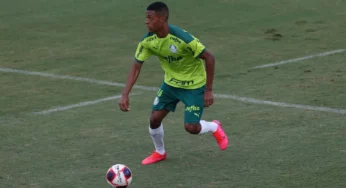 Weverton elogia Vanderlan após boa atuação contra o Internacional